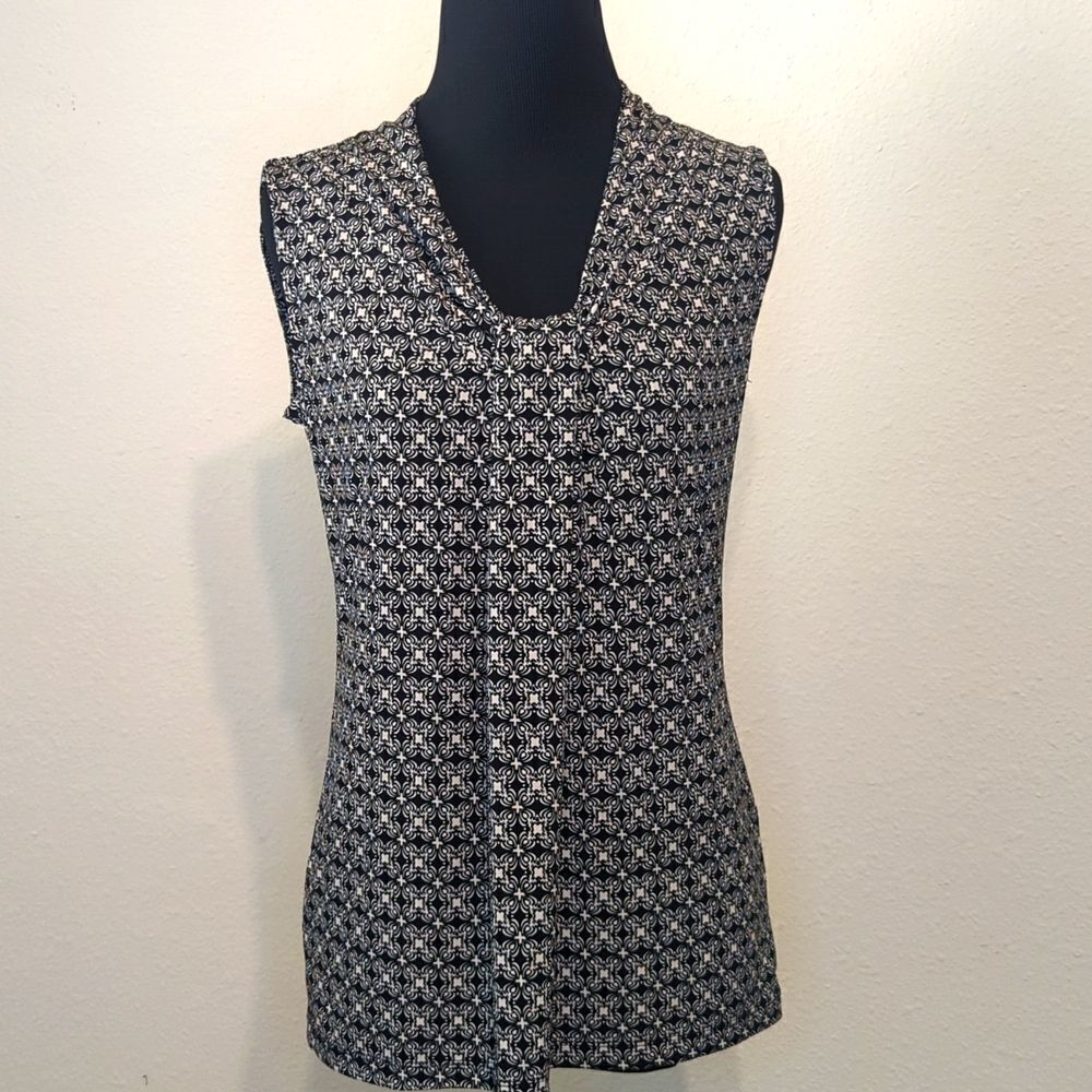 Dana Buchman blouse 